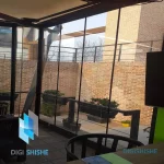 بالکن شیشه‌ای مدرن