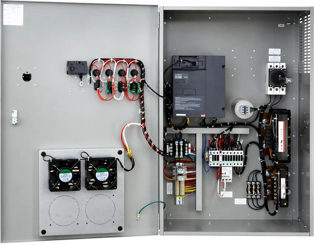 عیبیابی و تعمیرات و بازسازی انواع درایوهای AC و DC
