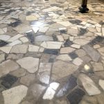 سنگ‌ های شکسته و ارزان